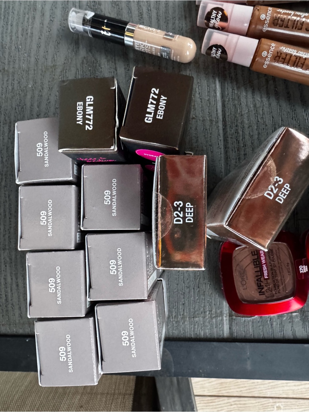 Makeup Bundle💄💄 - Picture 8 of 11